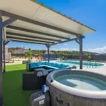 Villa Veronica With Cinema Projector By The Heated Pool And Jacuzzi