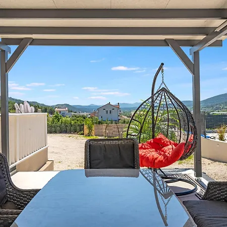 Villa Veronica With Cinema Projector By The Heated Pool And Jacuzzi