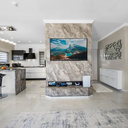 Villa Veronica With Cinema Projector By The Heated Pool And Jacuzzi Šibenik